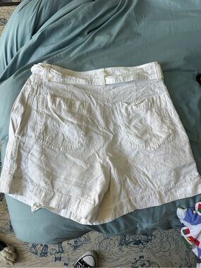 Vince White Linen-Blend High-Rise Shorts